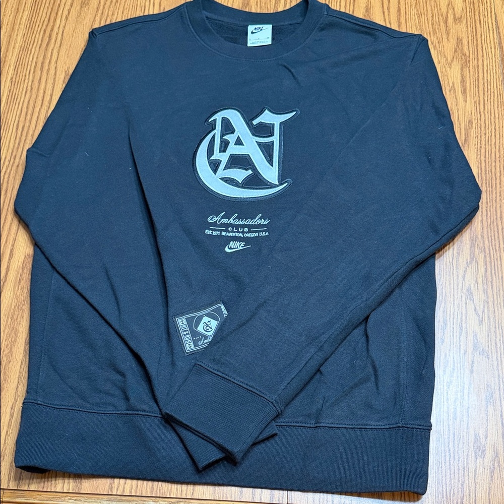 Nike Ambassador Club  Men's Black Crewneck Sweater